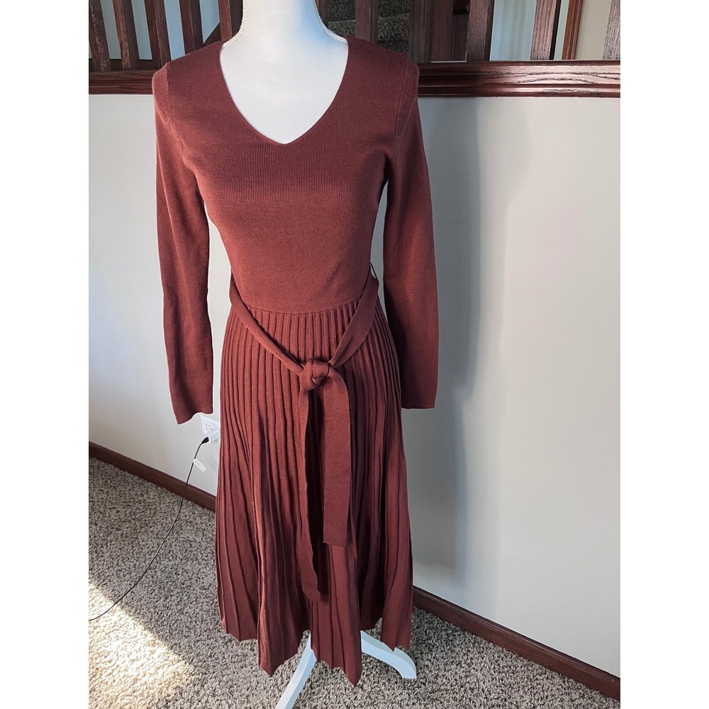 Arach & Cloz Rust Brown Pleated Sweater Dress V-Neck Belted Midi Wool Blend S